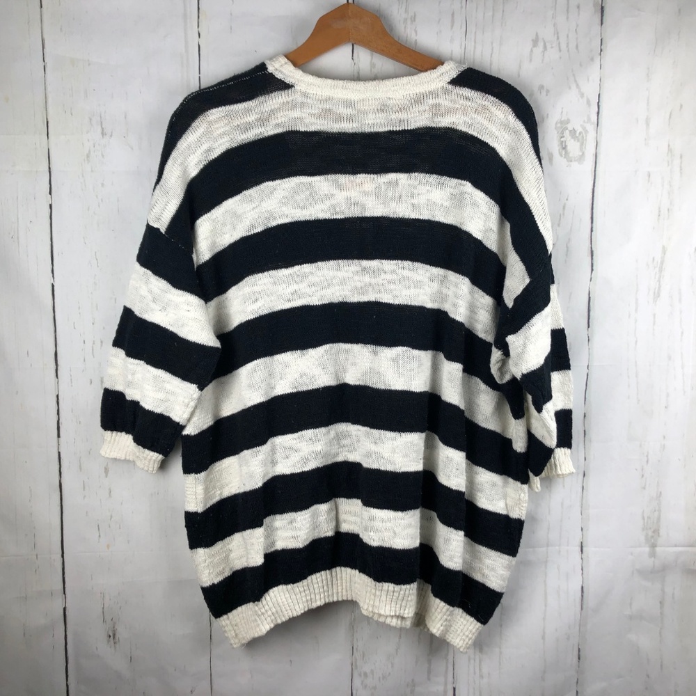 American Rag Sweater - Picture 3 of 6